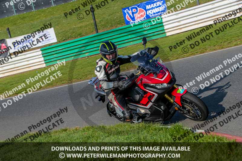 PJM Wedding Photography;enduro digital images;event digital images;eventdigitalimages;mallory park;mallory park photographs;mallory park trackday;mallory park trackday photographs;no limits trackdays;peter wileman photography;racing digital images;trackday digital images;trackday photos